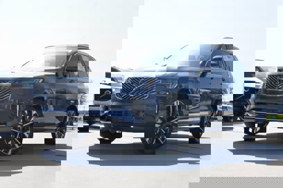 New 2025 Volvo XC90 T8 Plus w/ Protection Package Premier