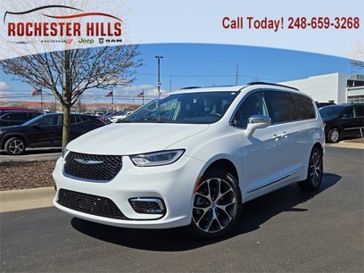 Used 2022 Chrysler Pacifica Limited