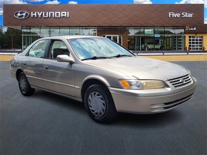 Used 1999 Toyota Camry LE