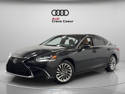 Used 2023 Lexus ES 300h Ultra Luxury w/ Accessory Package (Z2)