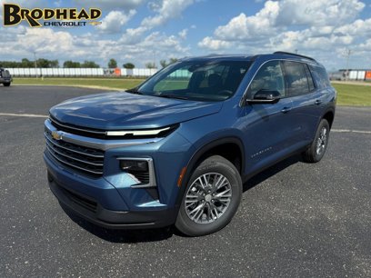 New 2025 Chevrolet Traverse LT w/ Driver Confidence Package