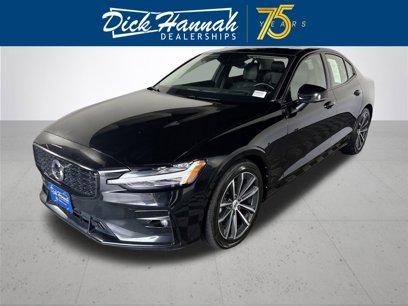 Used 2022 Volvo S60 B5 Momentum