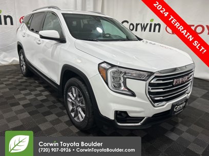 Used 2024 GMC Terrain SLT