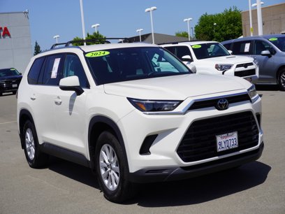 Used 2024 Toyota Grand Highlander XLE