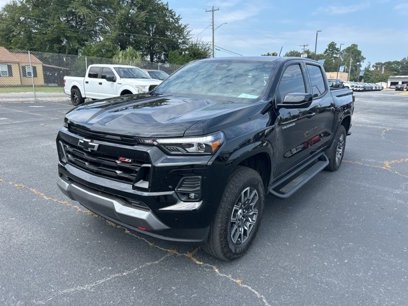 Used 2024 Chevrolet Colorado Z71 w/ Z71 Convenience Package 2