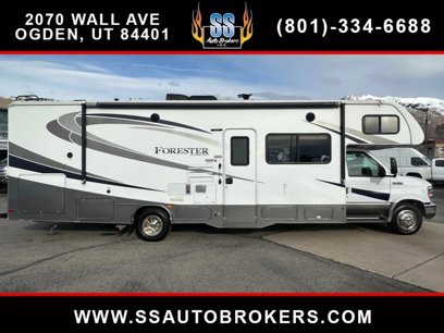 Used 2016 Ford E-450 and Econoline 450 Super Duty w/ Motorhome Prep Package