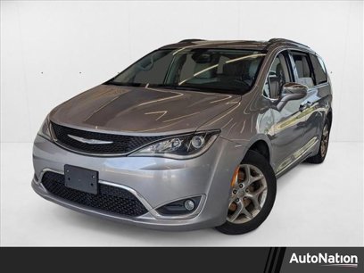 Used 2017 Chrysler Pacifica Limited