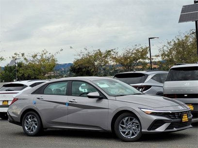 Used 2024 Hyundai Elantra SEL