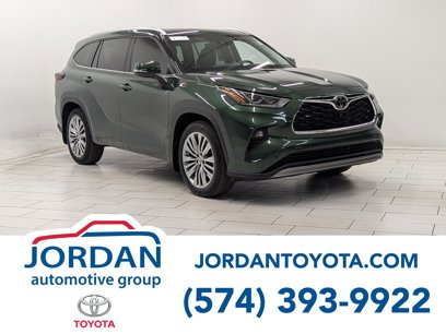 Used 2024 Toyota Highlander Platinum