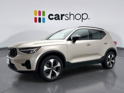 Used 2023 Volvo XC40 B5 Plus w/ Driver Assist Package