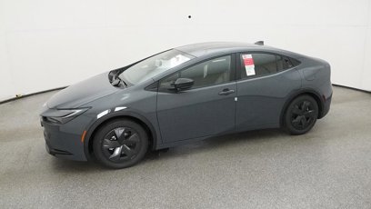New 2025 Toyota Prius LE
