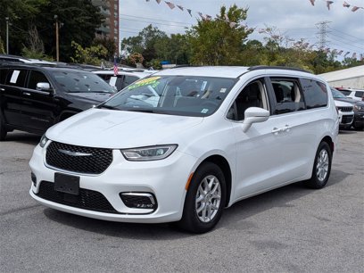 Used 2022 Chrysler Pacifica Touring-L