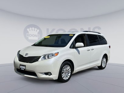 Used 2017 Toyota Sienna XLE