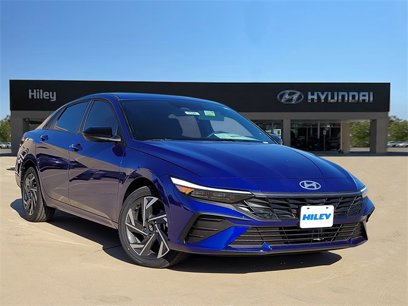 New 2025 Hyundai Elantra SEL