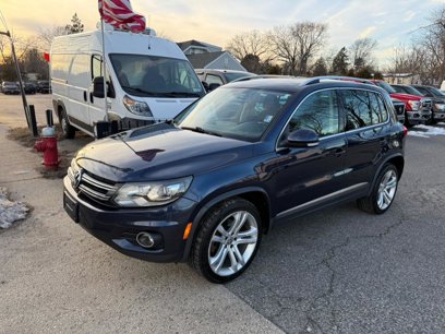 Used 2016 Volkswagen Tiguan SE