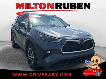 Used 2023 Toyota Highlander XLE