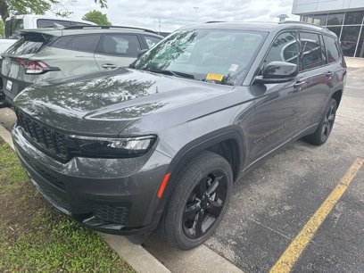 Used 2023 Jeep Grand Cherokee L Laredo
