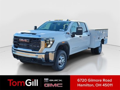 New 2025 GMC Sierra 3500 Pro w/ Convenience Package
