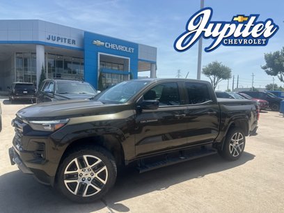 Used 2023 Chevrolet Colorado Z71 w/ Z71 Convenience Package 2