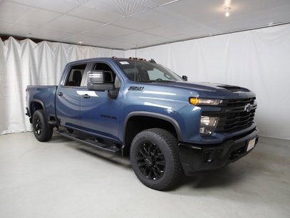 New 2025 Chevrolet Silverado 2500 Custom w/ Custom Value Package