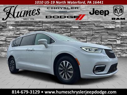 Used 2021 Chrysler Pacifica Touring-L