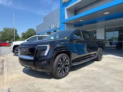 New 2025 GMC Sierra EV Denali