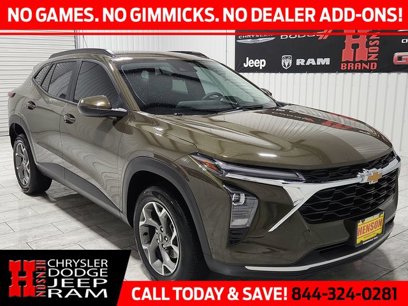 Used 2024 Chevrolet Trax LT w/ Driver Confidence Package