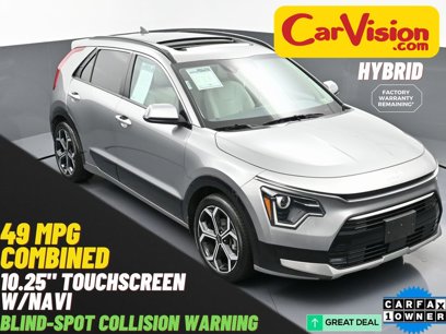 Used 2023 Kia Niro EX Touring