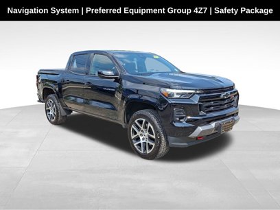 Used 2023 Chevrolet Colorado Z71 w/ Z71 Convenience Package 2