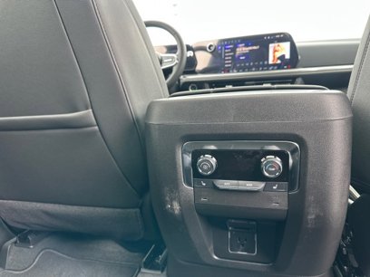 New 2025 Chevrolet Suburban Premier w/ Sun And Tow Package
