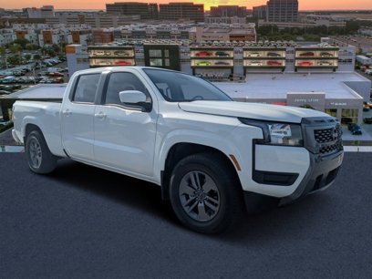 Used 2025 Nissan Frontier SV w/ Tow Package