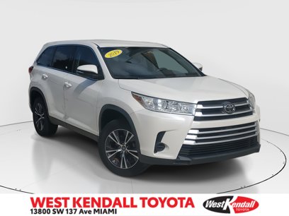 Used 2019 Toyota Highlander LE