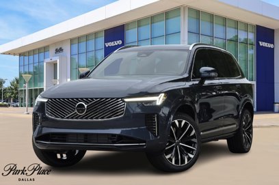 New 2025 Volvo XC90 T8 Plus w/ Protection Package Premier