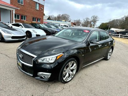 Used 2018 INFINITI Q70 L 3.7 w/ Sensory Package
