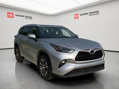 Used 2023 Toyota Highlander XLE