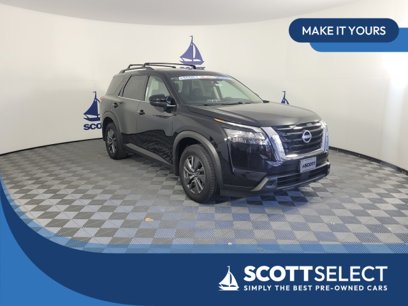 Used 2024 Nissan Pathfinder SV w/ Cargo Package