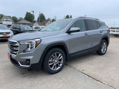 Used 2024 GMC Terrain SLT