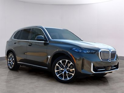 New 2025 BMW X5 xDrive50e w/ Parking Assistance Package