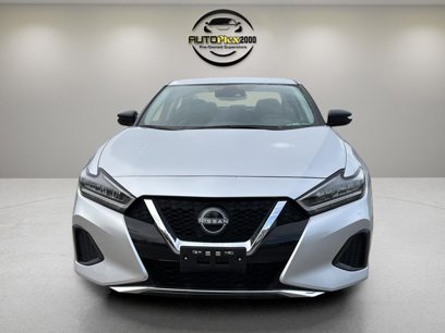 Used 2023 Nissan Maxima SV w/ Floor Mat Group