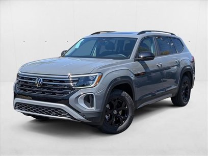 New 2025 Volkswagen Atlas Peak Edition SE