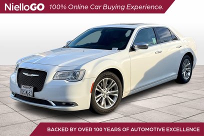 Used 2017 Chrysler 300 C