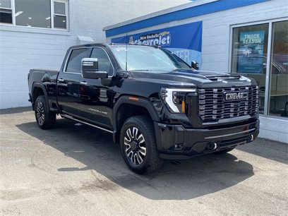 Used 2025 GMC Sierra 2500 Denali Ultimate w/ Max Trailering Package