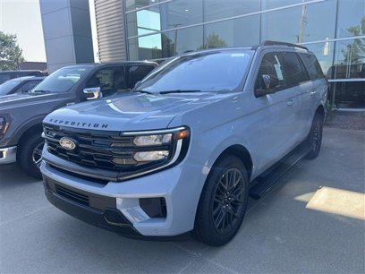 New 2025 Ford Expedition Platinum w/ Stealth Performance Package