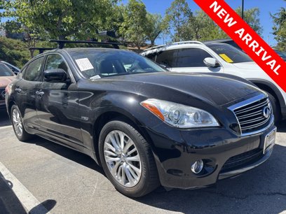 Used 2012 INFINITI M35 w/ Deluxe Touring Pkg