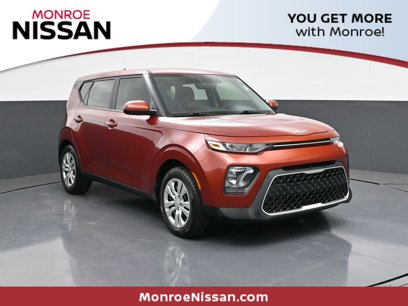 Used 2022 Kia Soul LX