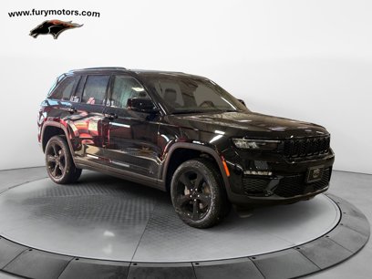 New 2025 Jeep Grand Cherokee Limited w/ Black Appearance Package