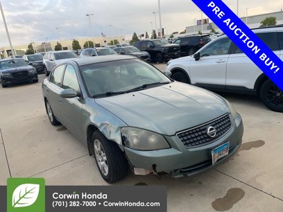 Used 2005 Nissan Altima 2.5 S w/ (S02) Side Airbags Pkg
