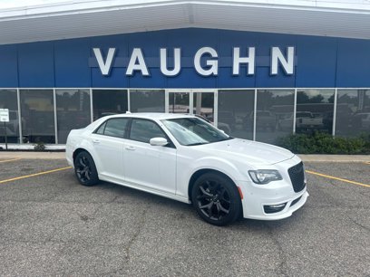 Used 2023 Chrysler 300 Touring L w/ Comfort Group
