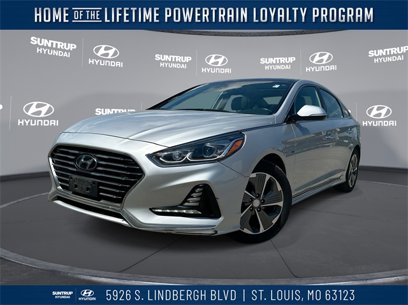 Used 2019 Hyundai Sonata Limited w/ Ultimate Package 02