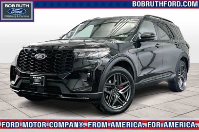 New 2025 Ford Explorer ST-Line w/ Premium Package
